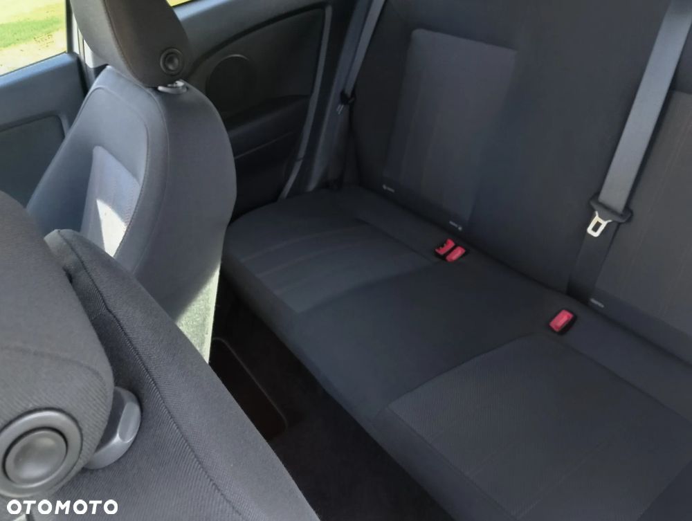 Opel Corsa 1.6 Turbo Color Race - 11