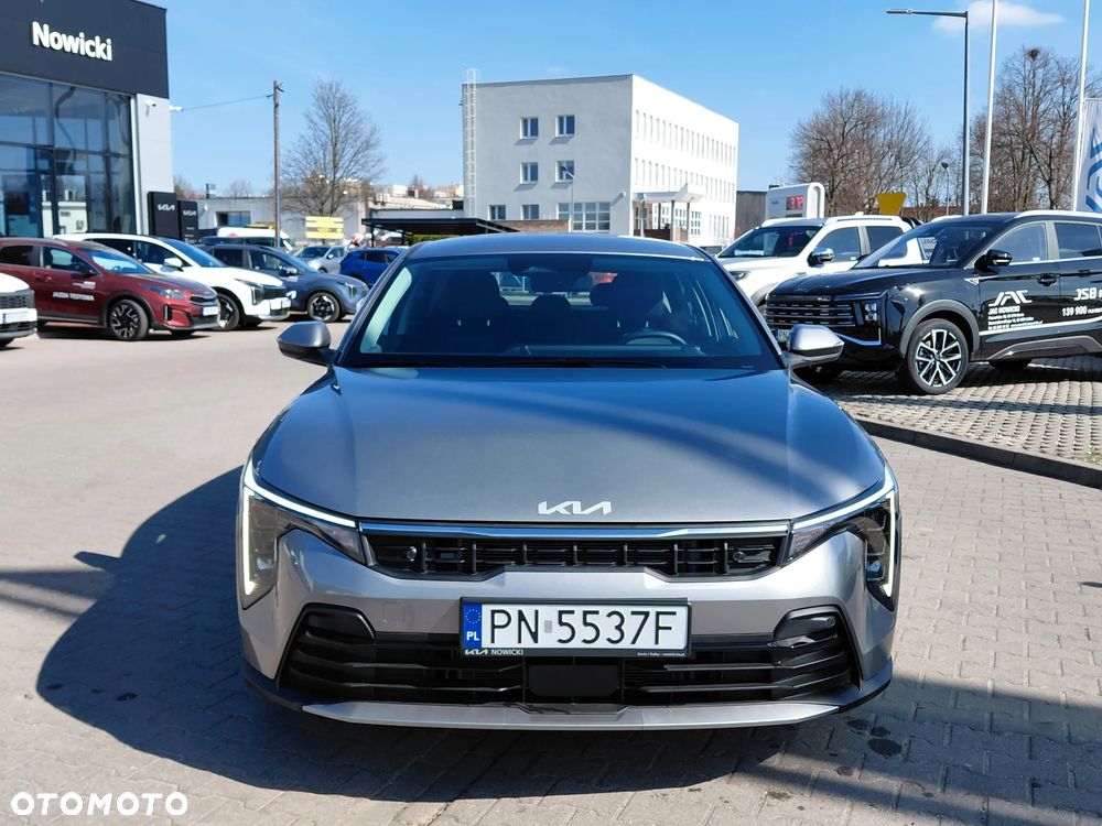 Kia K4 1.6 T-GDI M - 8