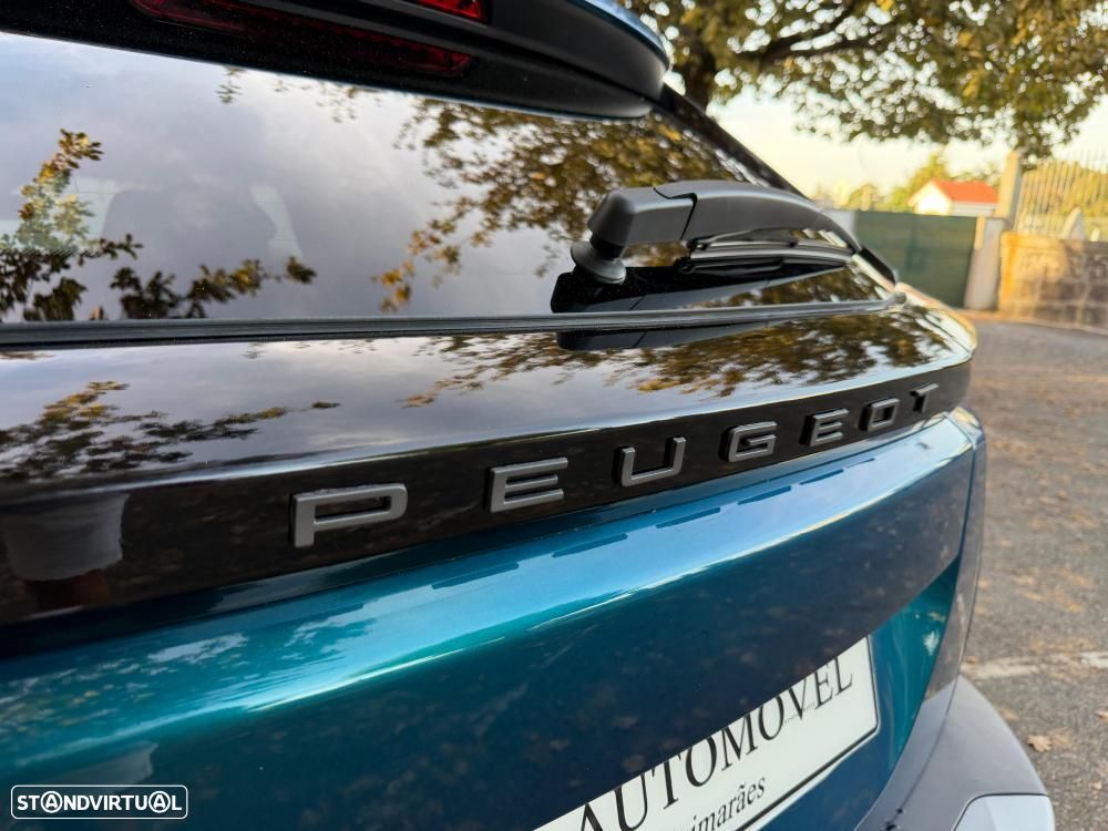Peugeot 2008 1.2 PureTech Allure Pack - 32