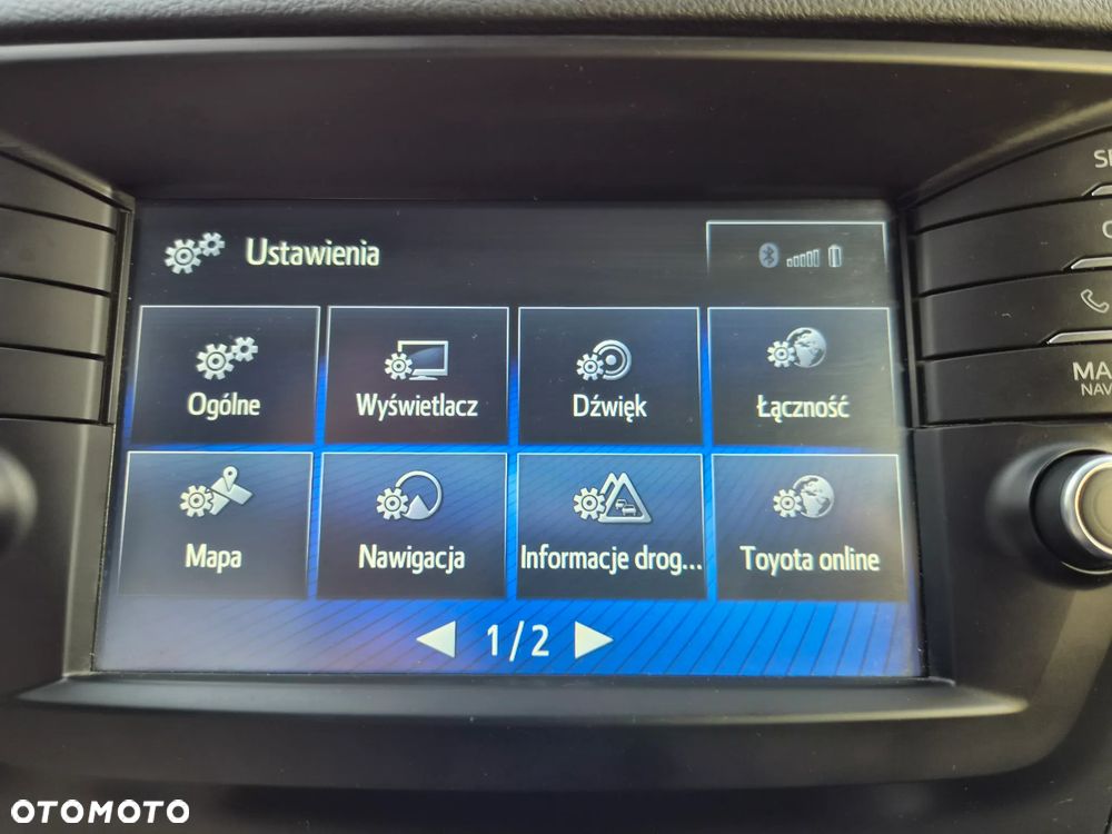 Toyota Avensis 1.8 Sol plus NAVI - 26