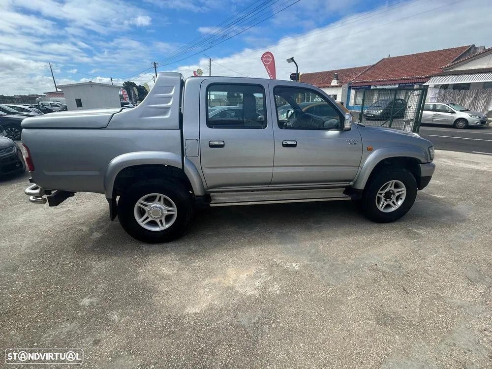 Toyota Hilux 2.5 D4-D Tracker - 7