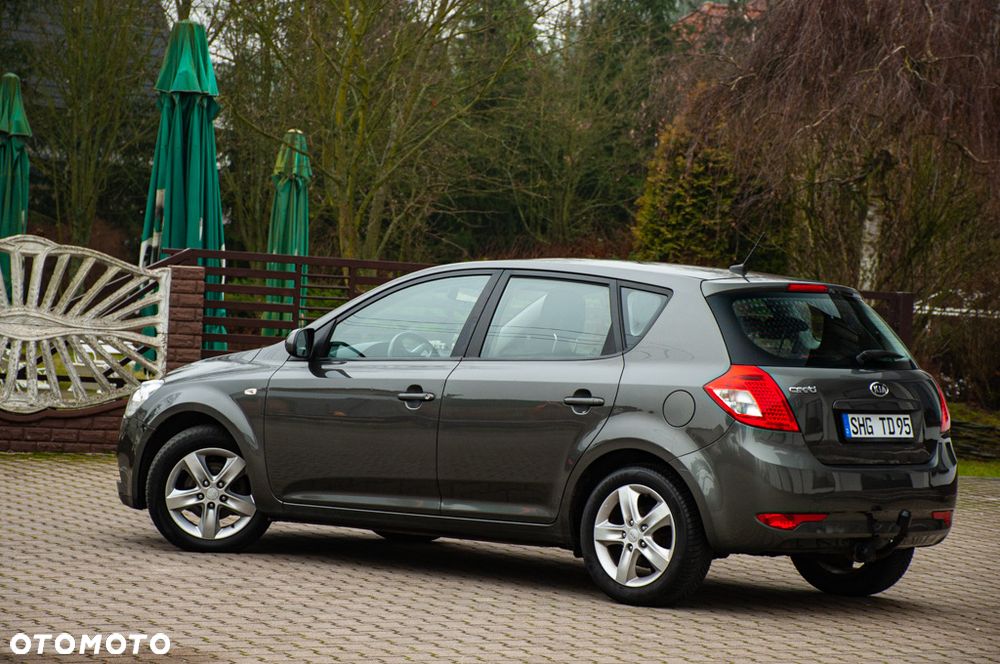 Kia Ceed 1.6 CVVT LX - 3