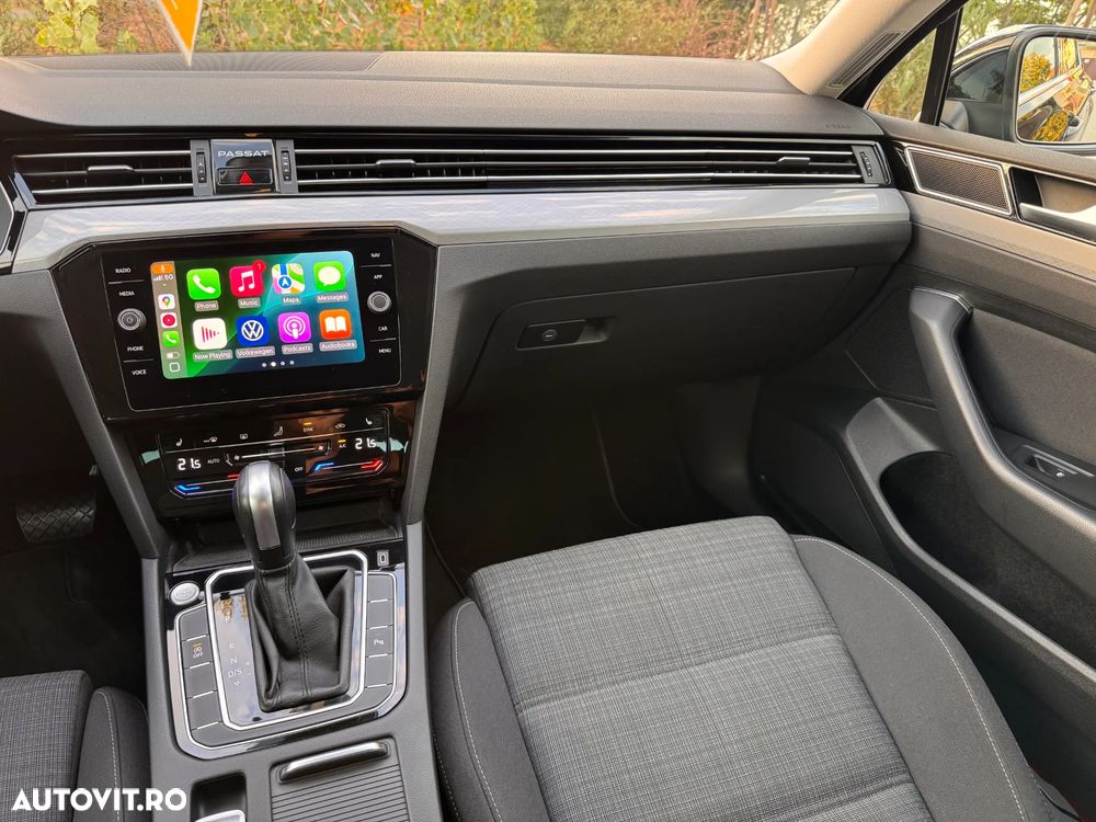 Volkswagen Passat - 12
