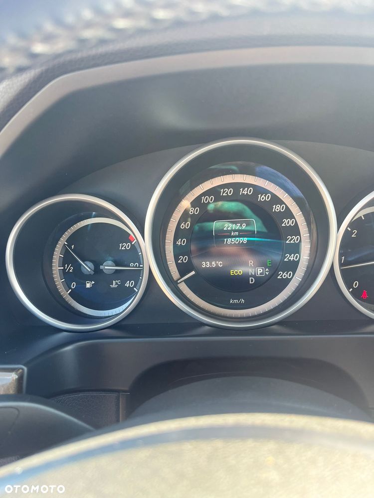 Mercedes-Benz Klasa E 200 BlueTEC 7G-TRONIC - 12