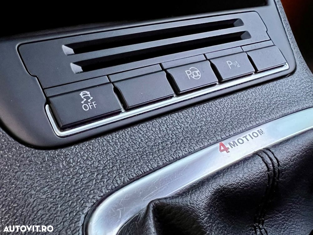 Volkswagen Tiguan 2.0 TDI DPF 4Motion Sport & Style - 18