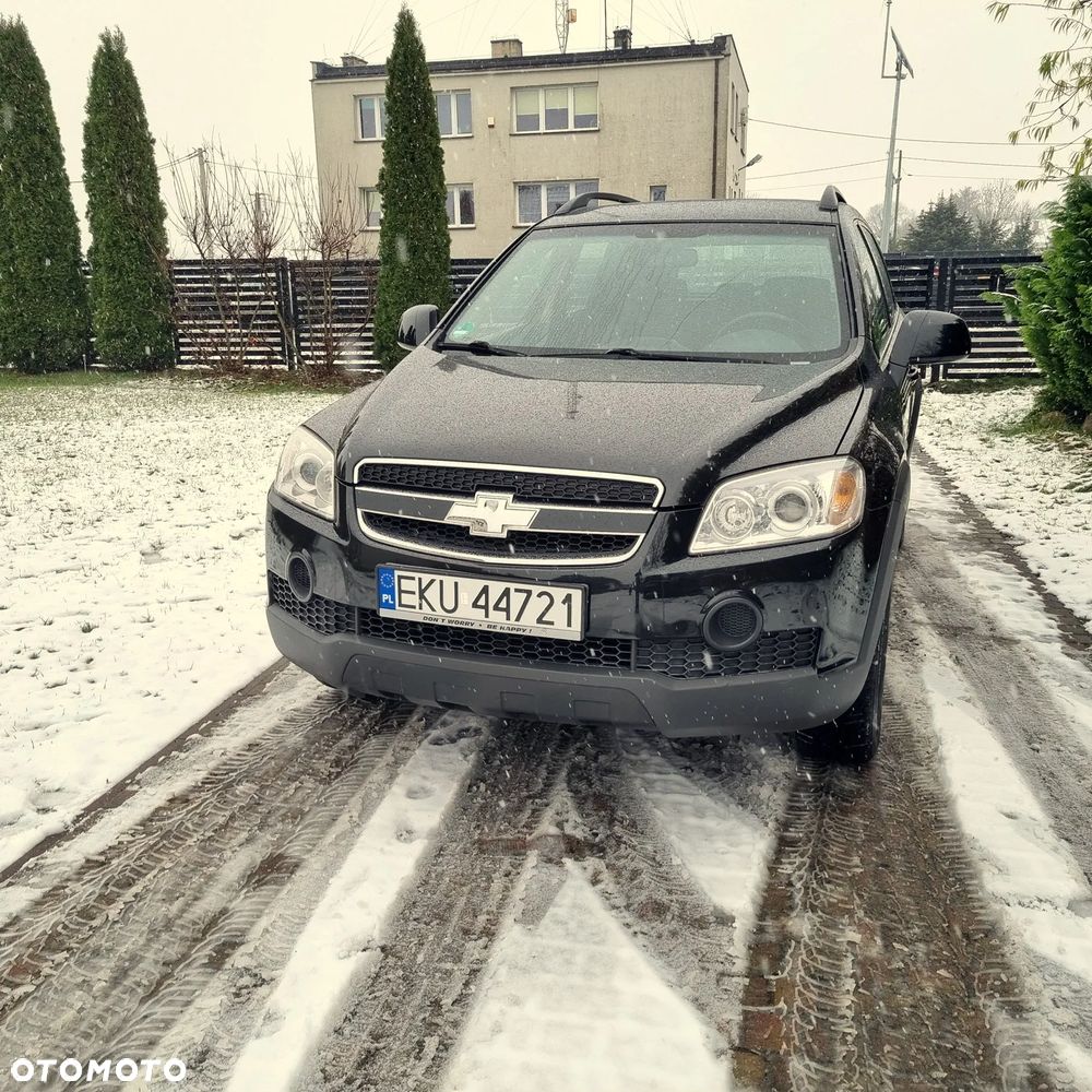 Chevrolet Captiva 2.4 LS 5os - 19