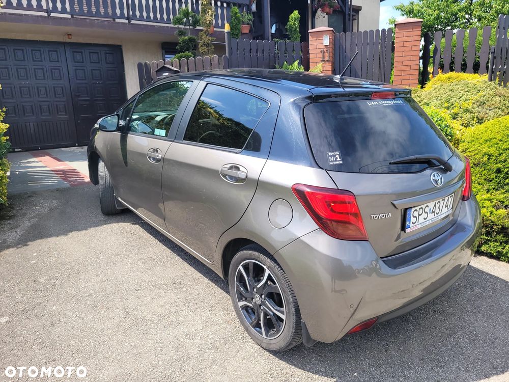 Toyota Yaris 1.33 Selection Platinum - 3