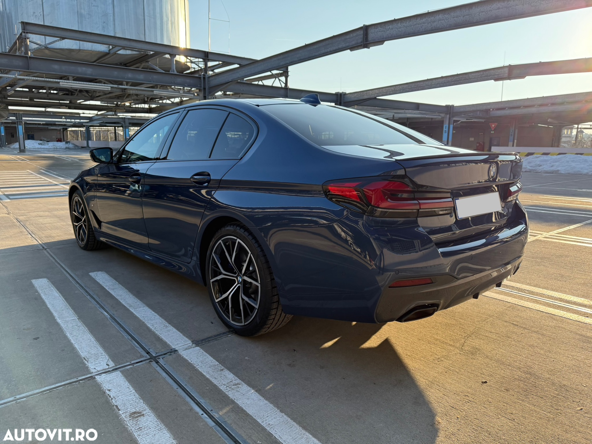 BMW Seria 5 545e xDrive Aut. M Sport Edition - 4