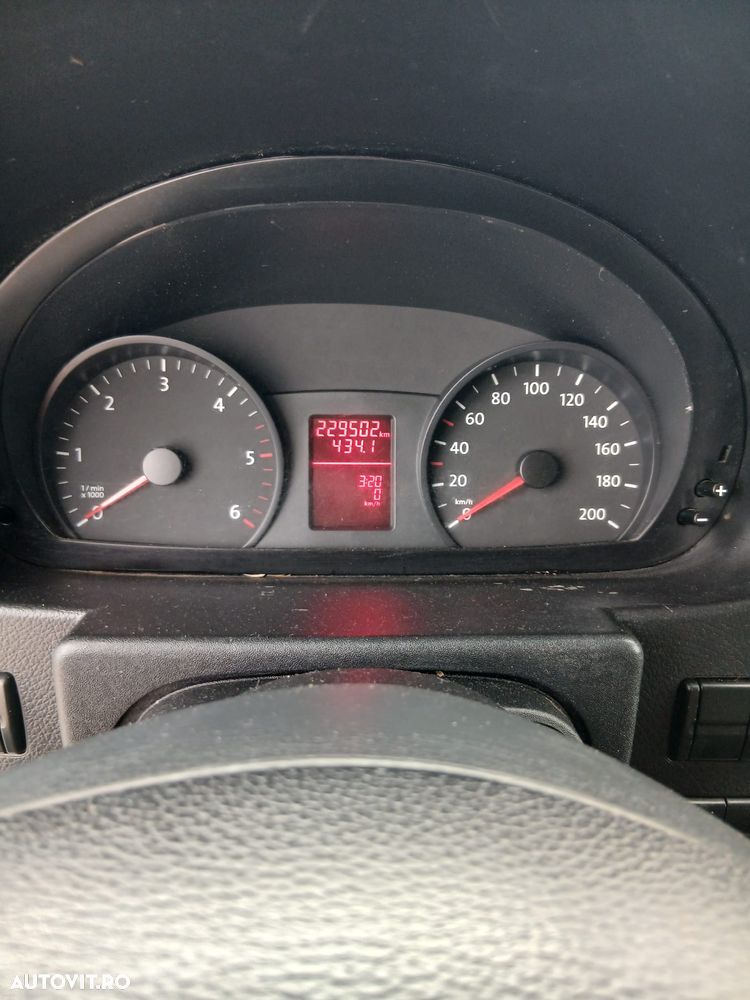 Volkswagen Crafter - 9