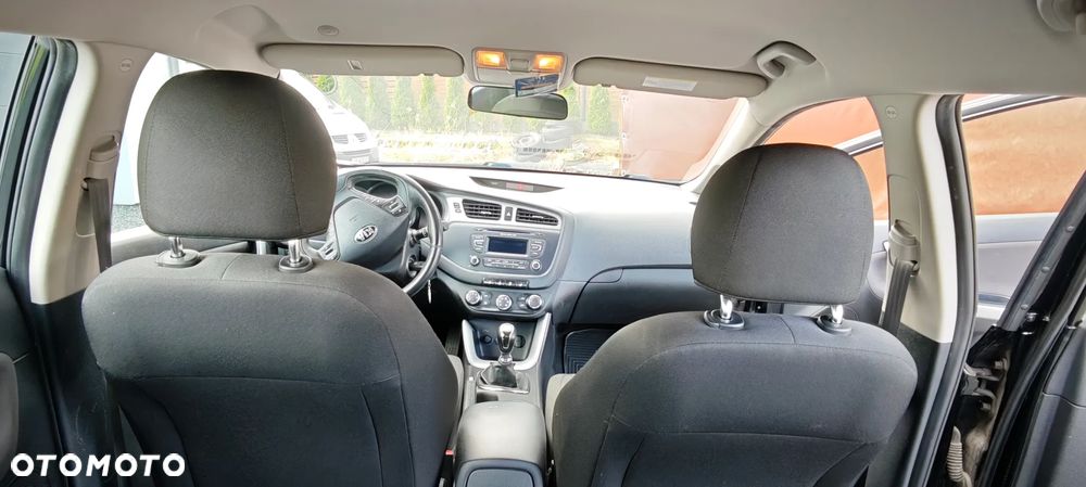 Kia Ceed 1.4 L - 9