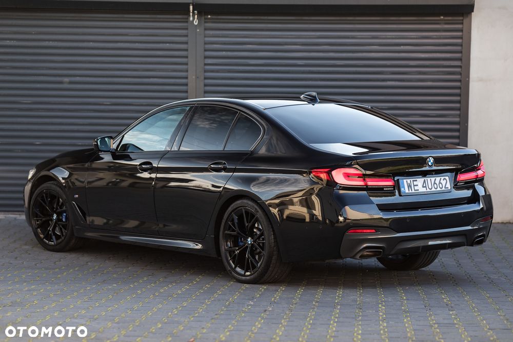 BMW Seria 5 530i xDrive Sport Line sport - 10