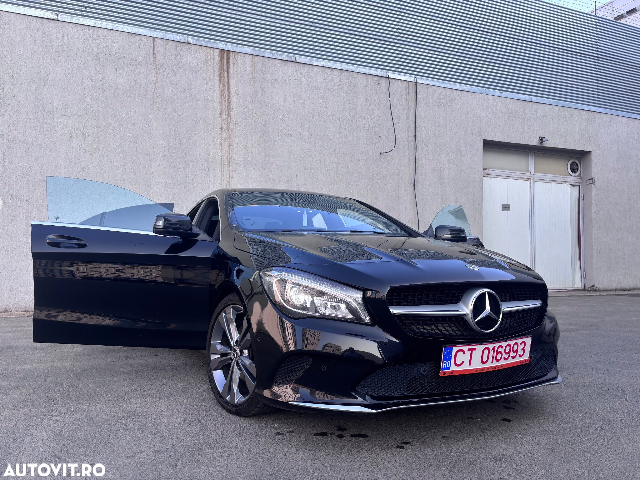 Mercedes-Benz CLA - 2
