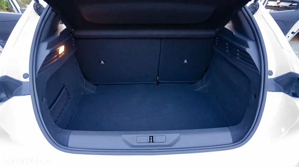 Peugeot 308 1.5 BlueHDi Active Pack S&S EAT8 - 21