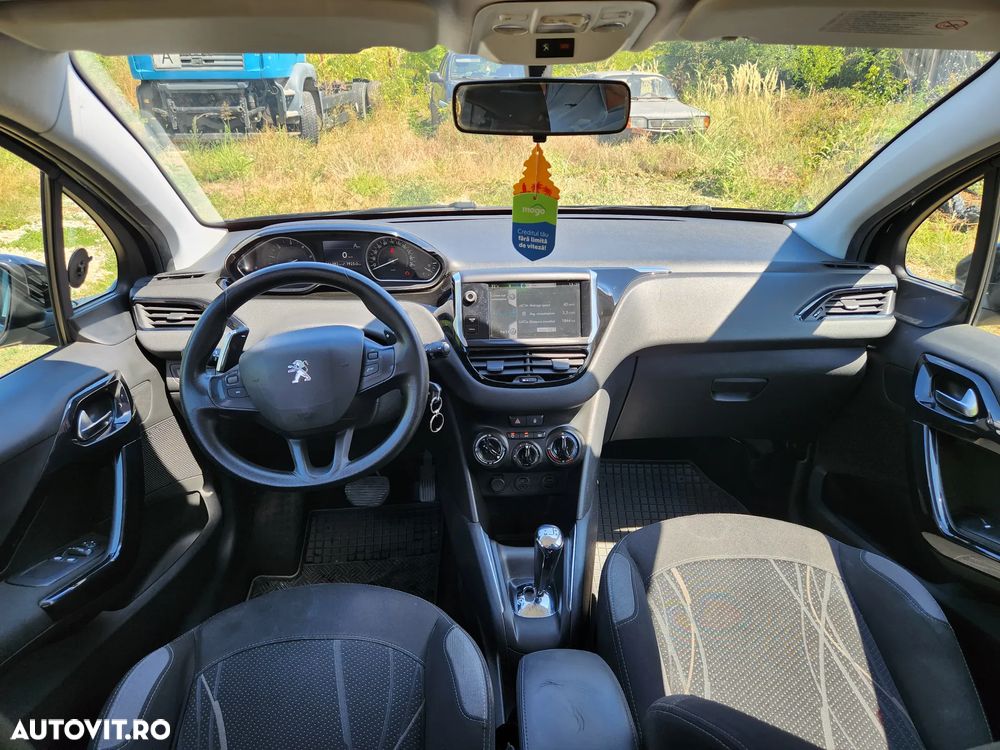Peugeot 208 1.4 HDi FAP STT Active - 12