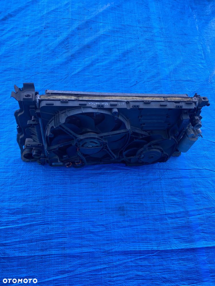 CHŁODNICE KOMPLET PAS PRZEDNI CHŁODNICA WENTYLATOR VOLVO V60 I S60 II 2.0d D3 AUTOMAT KOMPLET 13r. - 4