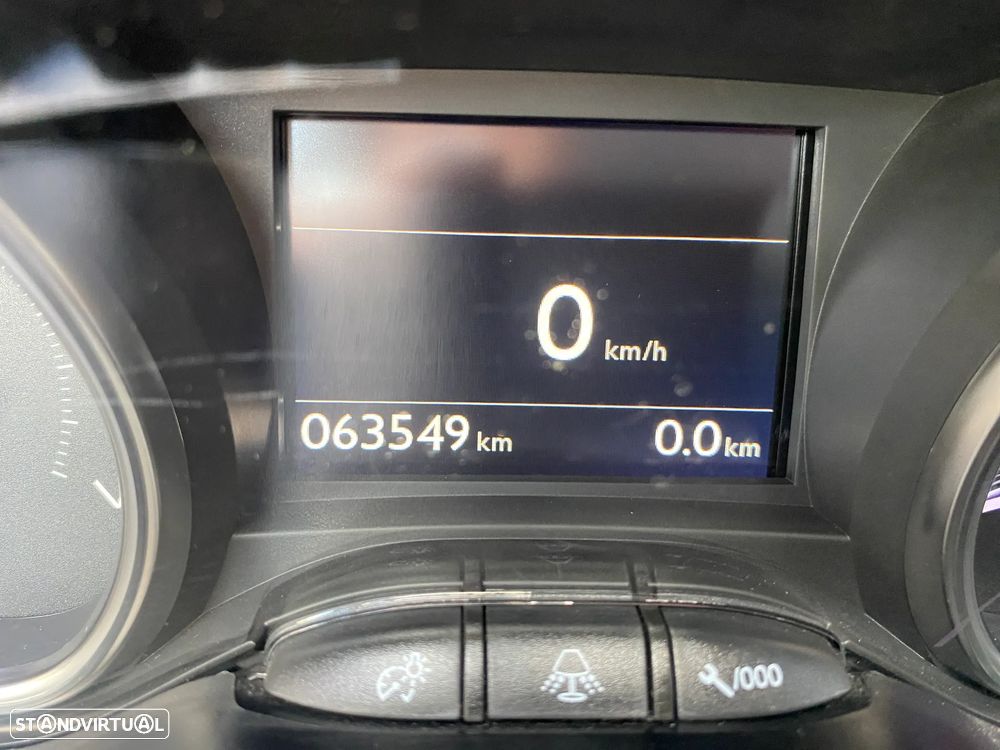 Peugeot 2008 PureTech 110 Stop&Start Allure - 44