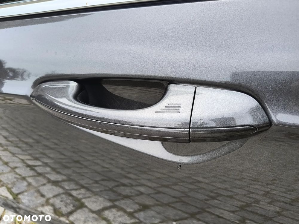 Ford Mondeo 2.0 TDCi Start-Stopp Titanium - 11