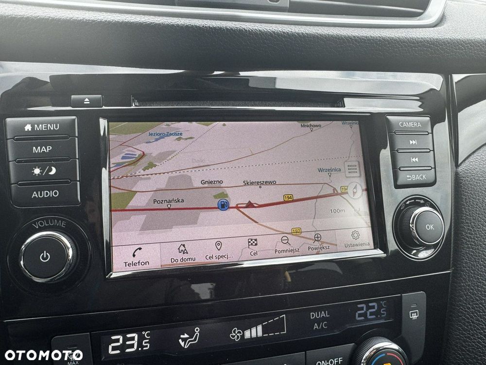 Nissan Qashqai 1.3 DIG-T Tekna - 25