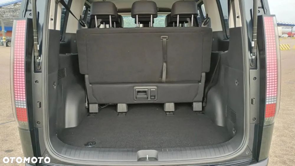 Hyundai Staria 1.6 T-GDI HEV Smart VIP - 14