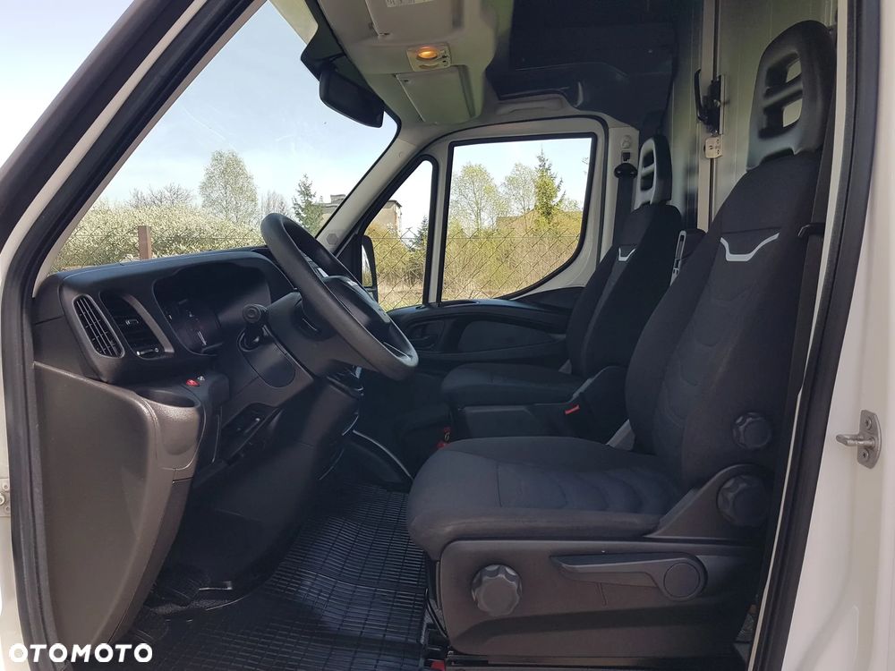 Iveco DAILY KONTENER NISKOPODŁOGOWY 4,43x2,23x2,42 SKLEP KAMPER FOODTRUCK BAR KLIMA KONIOWÓZ - 19