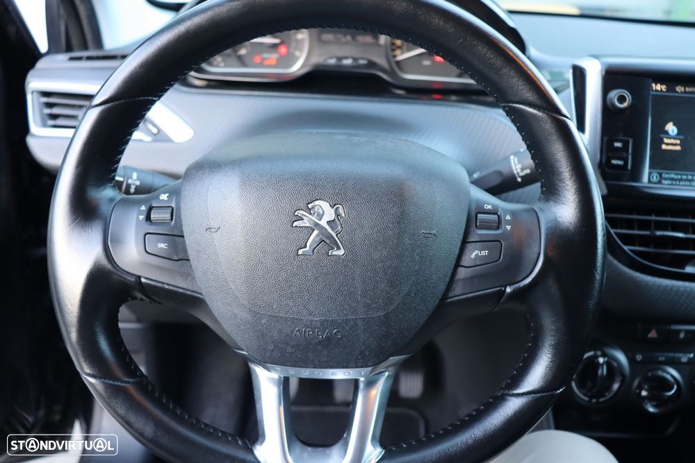 Peugeot 208 1.2 PureTech Style - 9