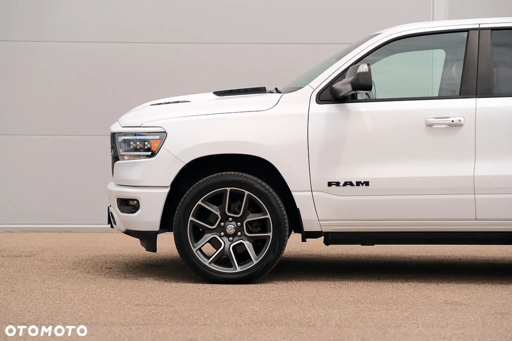 RAM 1500 5.7 Crew Cab Shortbed Laramie Sport - 3