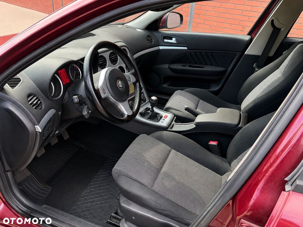 Alfa Romeo 159 - 7