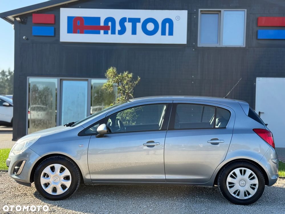 Opel Corsa 1.2 16V Enjoy - 8