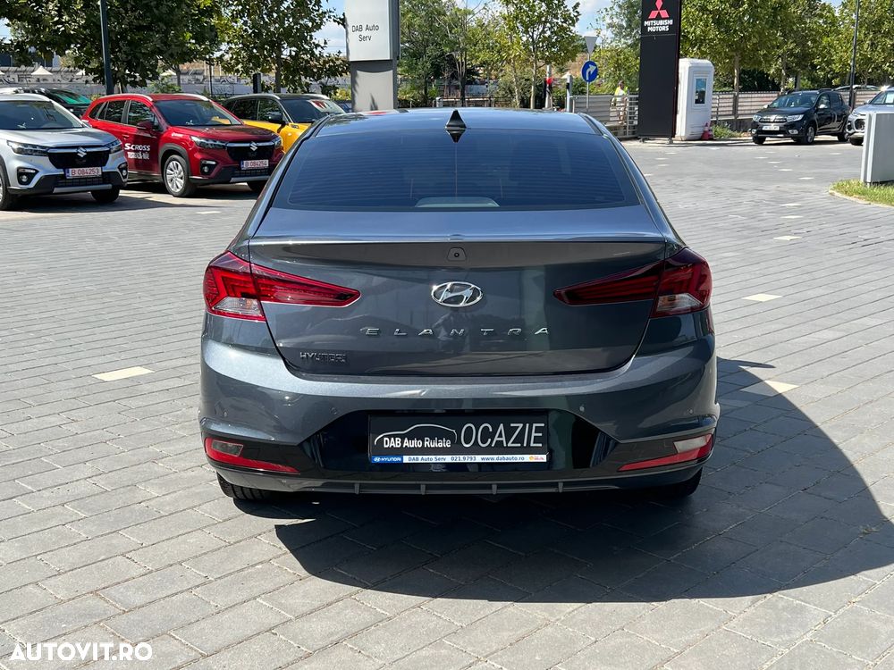 Hyundai Elantra 1.6 MPi Aut. Exclusive - 6