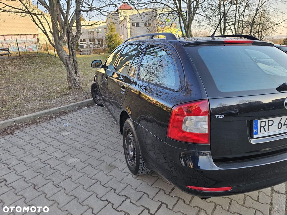 Skoda Octavia 2.0 TDI Active - 8