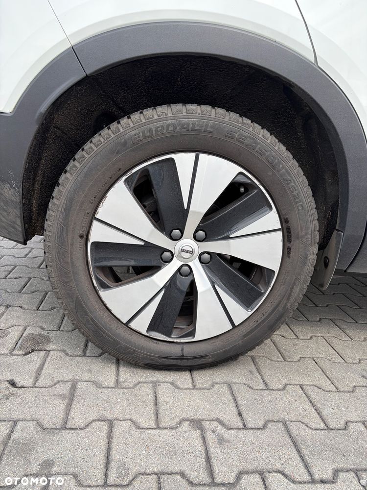 Volvo XC 40 T3 Momentum - 13