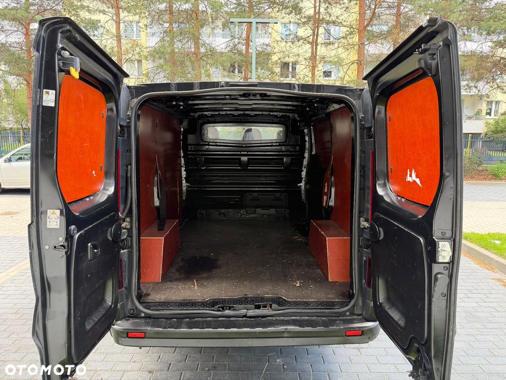Renault Trafic - 13