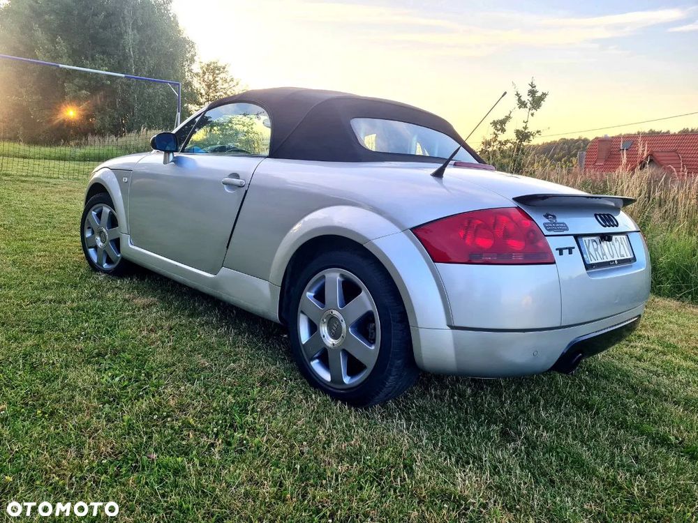 Audi TT Coupé 1.8 T - 10