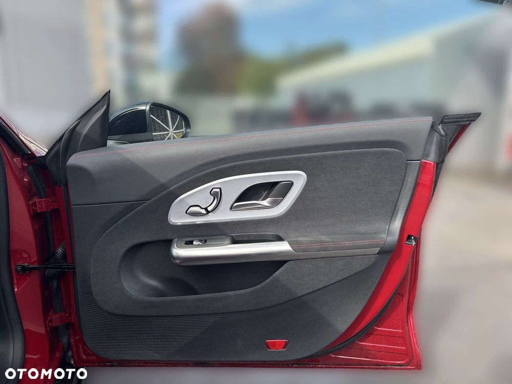 Mercedes-Benz CLA - 18
