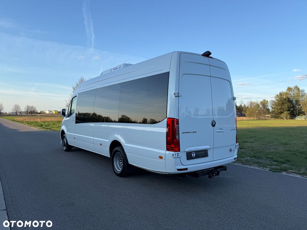 Mercedes-Benz Sprinter 519 - 11