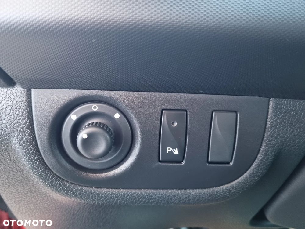 Dacia Logan SCe 75 Essential - 31