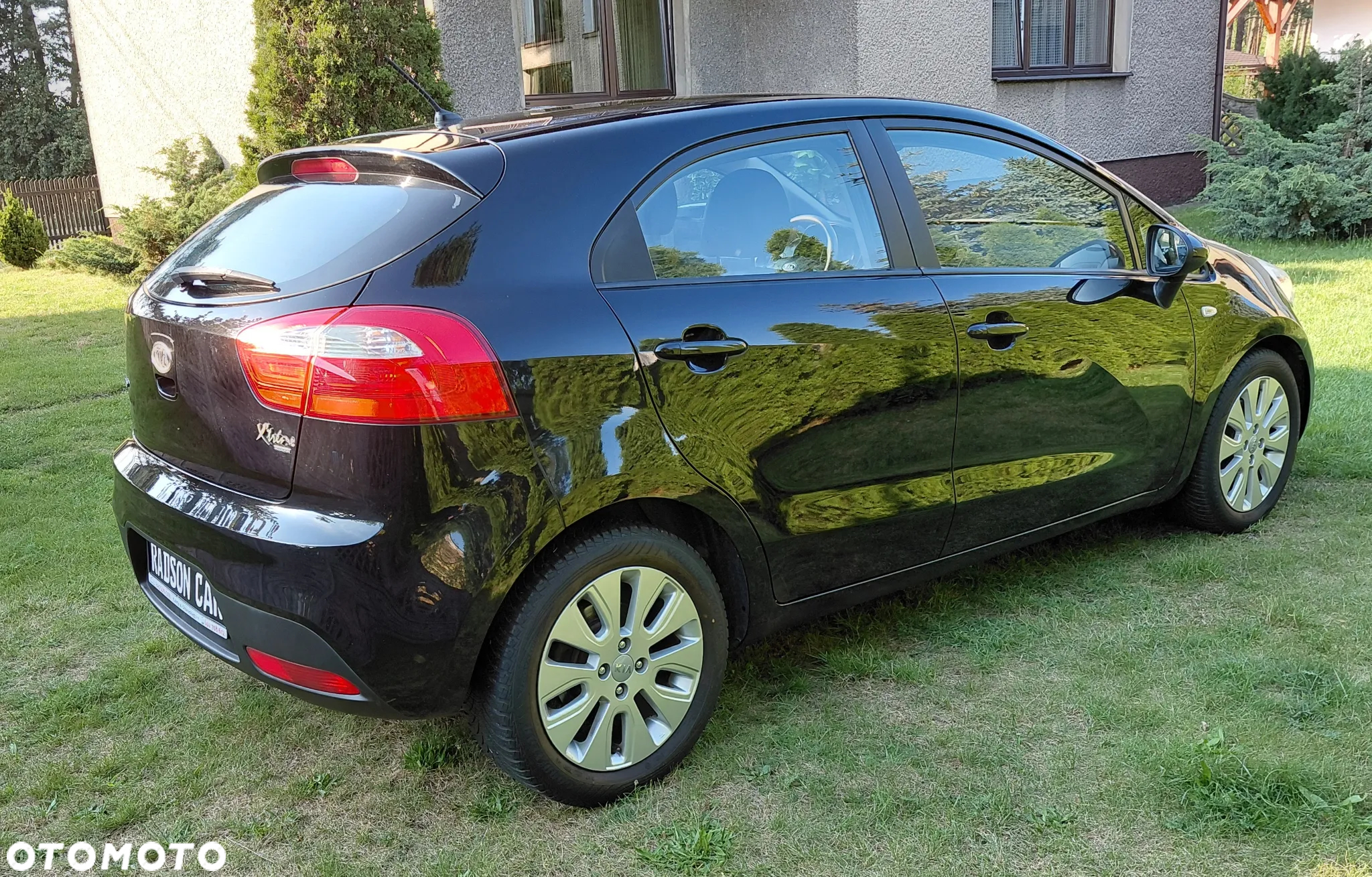 Kia Rio 1.2 Fifa World Cup Edition - 8