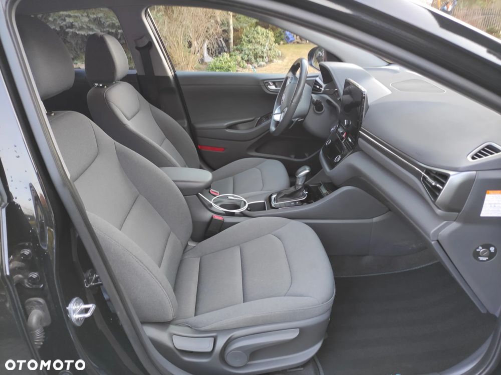 Hyundai IONIQ 1.6 GDI Premium - 12