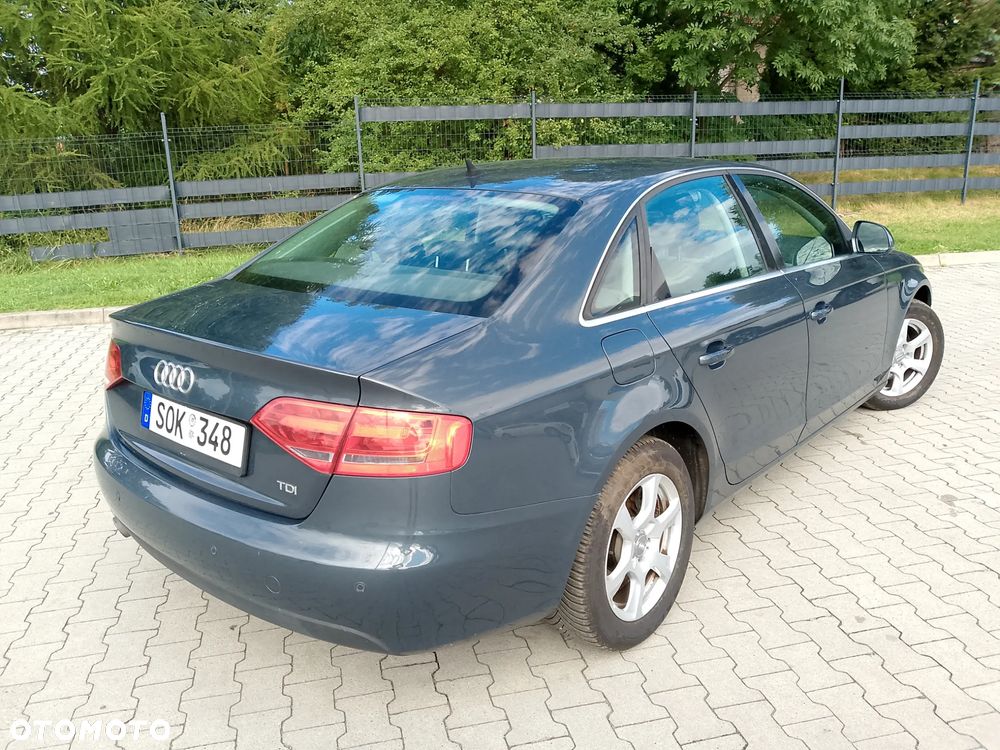 Audi A4 Limousine 2.0 TDI DPF Ambiente - 8