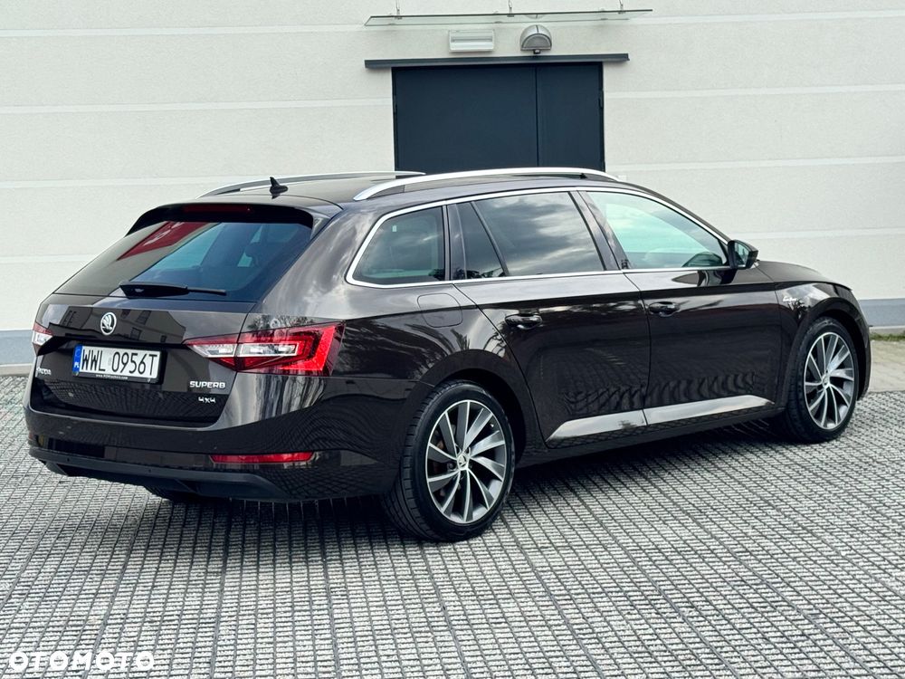 Skoda Superb 2.0 TDI 4x4 L&K DSG - 11
