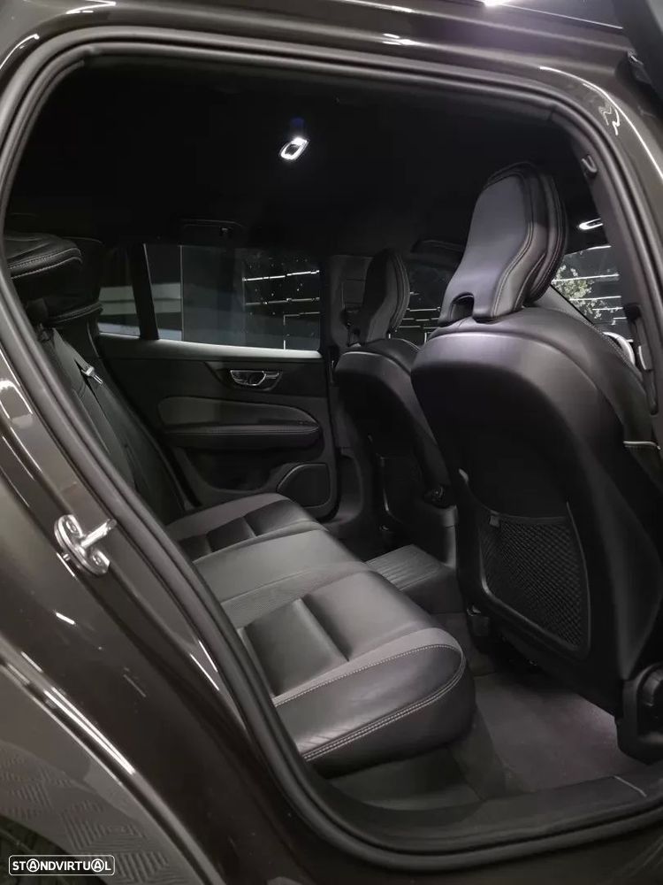 Volvo V60 2.0 T6 AWD TE R-Design - 15
