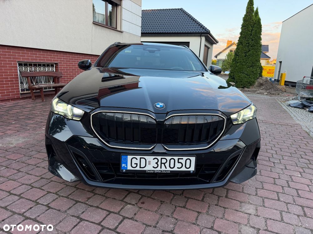 BMW Seria 5 520d xDrive mHEV M Sport - 23