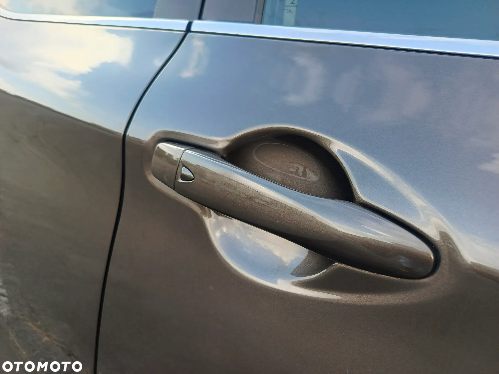 Nissan Qashqai 1.2 DIG-T N-Connecta EU6 - 12