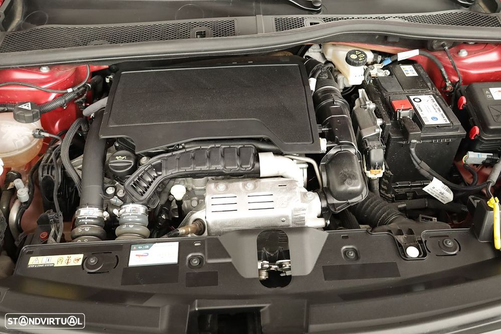 Peugeot 2008 1.2 PureTech Allure - 25