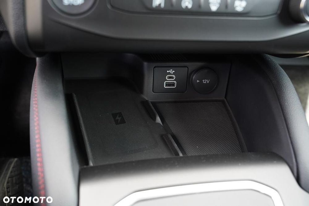 Ford Focus 1.0 EcoBoost mHEV ST-Line X - 23