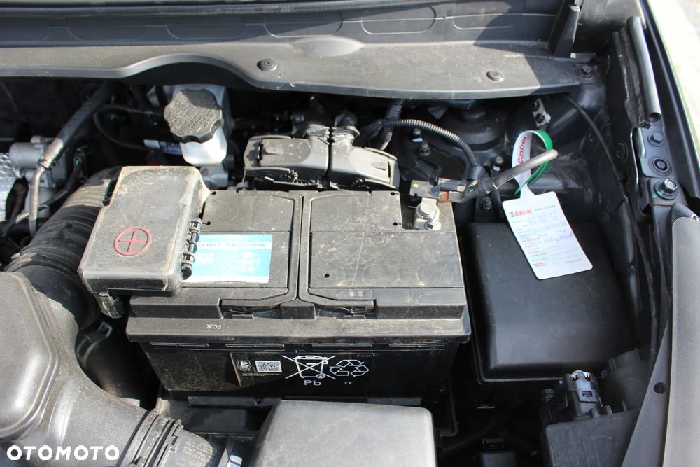 Kia Sportage 1.7 CRDI 2WD ISG Dream-Team Edition - 29