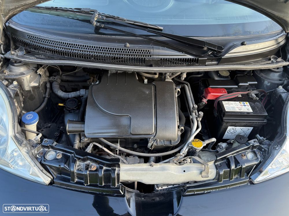 Peugeot 107 1.0 Black&Silver - 12