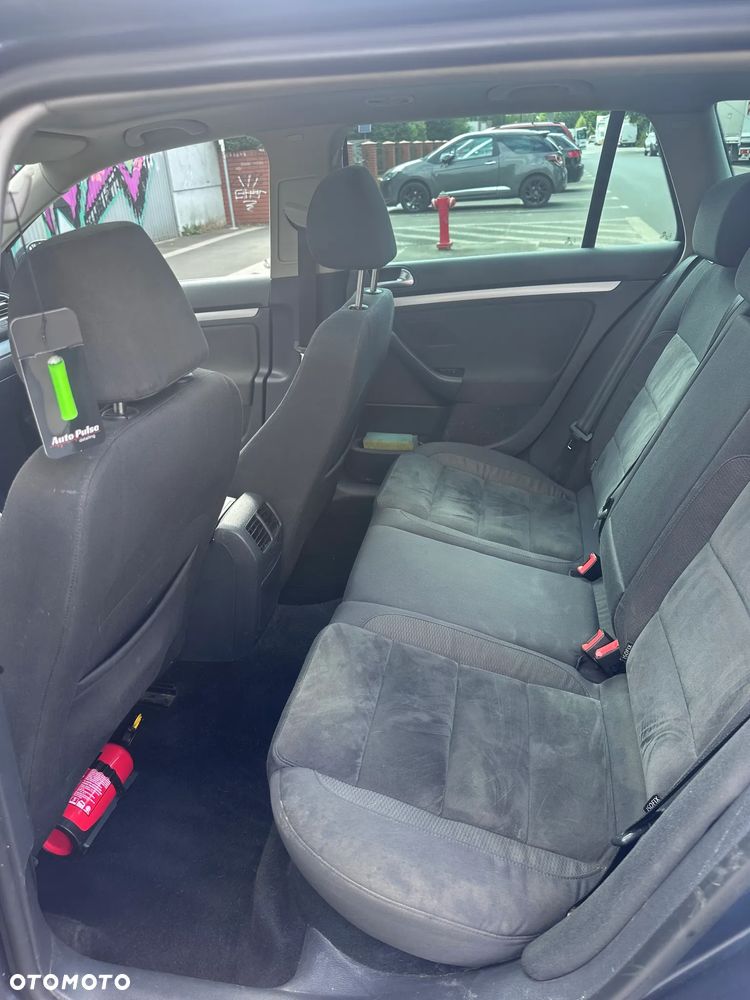 Volkswagen Golf 2.0 TDI Highline DSG - 11