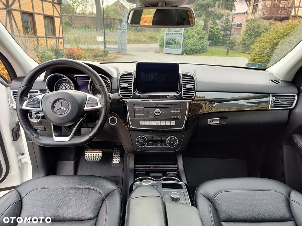 Mercedes-Benz GLE 250 d 4-Matic - 17