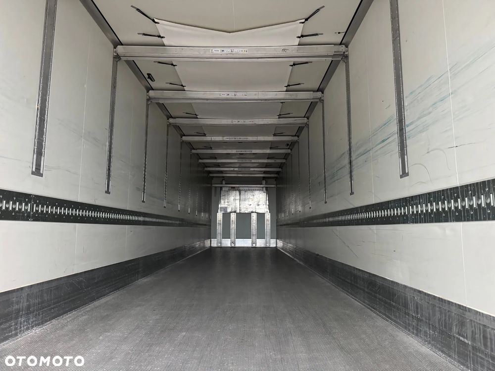 Krone Chłodnia ,Doppelstock ,Wynajem,  Carrier Vector 1550 - 13